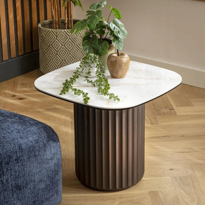 Table d'appoint carrée en céramique