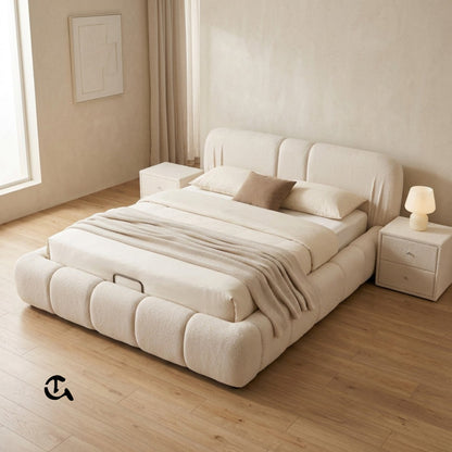 Chambre Bouclé Cozy : Lit design en tissu bouclé douillet et deux tables de chevet assorties. Une ambiance chaleureuse et épurée.
